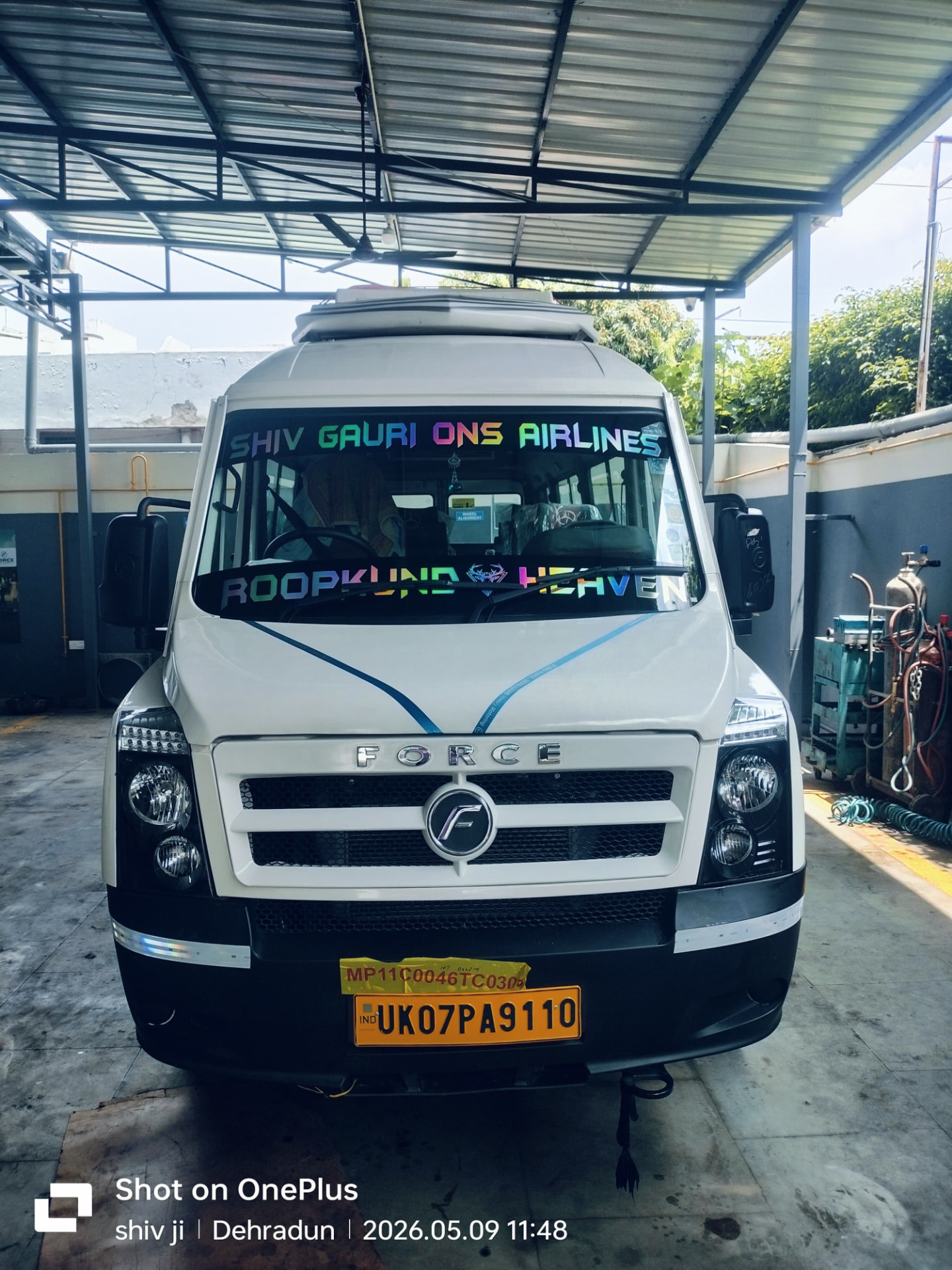 Force Tempo Traveller
